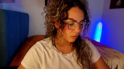 Scarlet online show from 10-30-25, 02:24