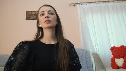 Snapshot of scarlet_rosse chatting on 05-09-26, 08:52 Scarlet online show from 05-09-26, 08:52