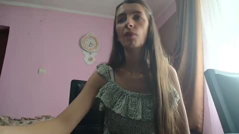Snapshot of scarlet_rosse chatting on 05-29-26, 12:47 Scarlet online show from 05-29-26, 12:47