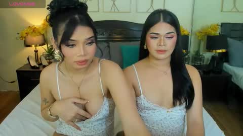 Snapshot of scarlet_snow_asian chatting on 09-27-25, 05:12 Scarlet online show from 09-27-25, 05:12