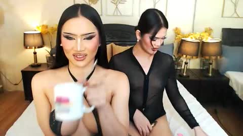 Scarlet online show from 04-18-26, 06:28