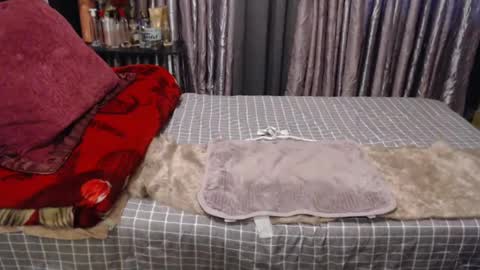 Snapshot of scarlet_ts69 chatting on 12-02-24, 07:47 scarlet online show from 12-02-24, 07:47