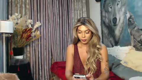 Snapshot of scarlet_ts69 chatting on 01-27-25, 12:01 scarlet online show from 01-27-25, 12:01