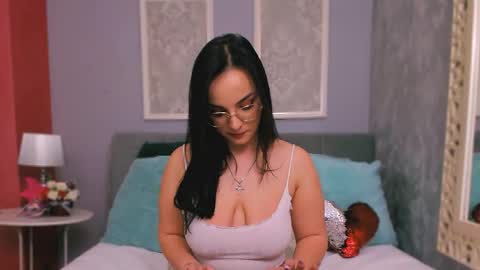 Scarlet online show from 03-10-26, 06:24