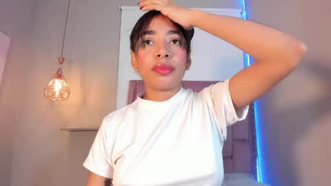 scarlet_vixen_ online show from 04-04-26, 12:24