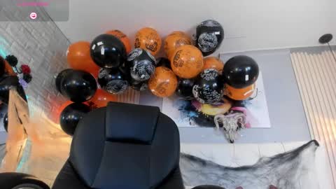 Scarlet online show from 10-24-25, 03:30