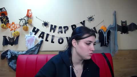 ScarletCargo online show from 11-06-25, 06:09