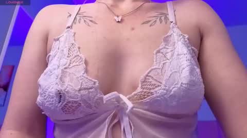 Scarlet  online show from 11-24-25, 04:23