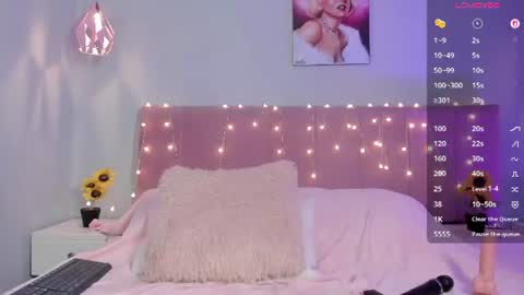 Snapshot of scarletgv chatting on 07-14-26, 10:21 Scarlet online show from 07-14-26, 10:21