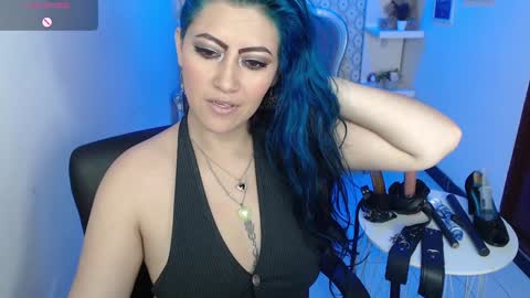 Snapshot of scarleth_bluee chatting on 01-28-25, 06:05 Scarleth online show from 01-28-25, 06:05