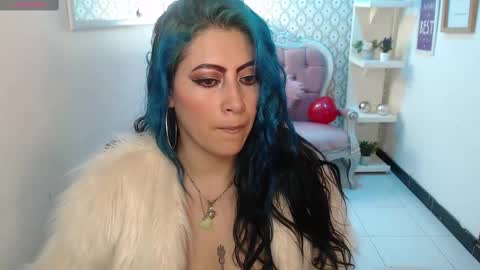 Snapshot of scarleth_bluee chatting on 02-19-25, 03:06 Scarleth online show from 02-19-25, 03:06