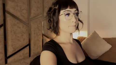 Snapshot of scarleth_lux_ chatting on 05-12-26, 03:25 Scarleth online show from 05-12-26, 03:25