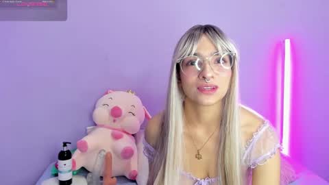 I am  Scarleth  Check mi profile online show from 01-27-25, 12:05