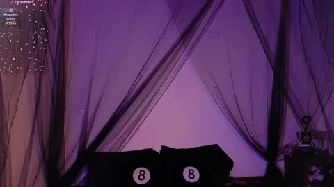 Snapshot of scarleth_shadow chatting on 10-26-25, 12:27 SCARLETH online show from 10-26-25, 12:27