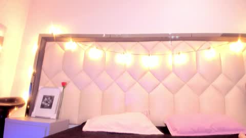 scarlethbigbug online show from 02-19-26, 12:12