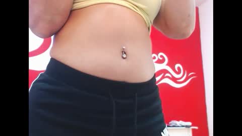 Scarleth online show from 11-18-25, 06:01