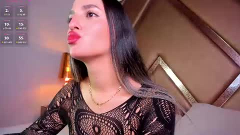 Snapshot of scarlethcollins_ chatting on 06-24-26, 12:15 Scarleth online show from 06-24-26, 12:15