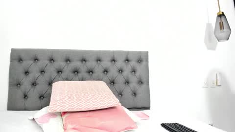 Snapshot of scarlethxs chatting on 01-31-26, 07:11 SOFI online show from 01-31-26, 07:11