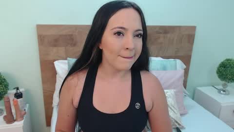 scarlet  online show from 04-22-26, 11:34