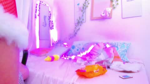 Scarletliz online show from 12-17-24, 10:11