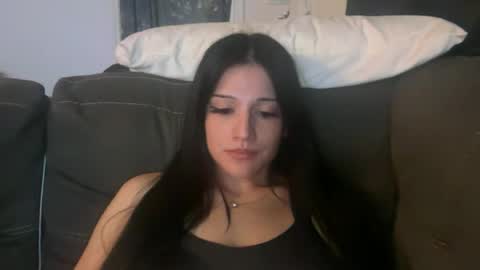 Snapshot of scarletskyee chatting on 06-24-26, 12:42 scarlet skyee online show from 06-24-26, 12:42