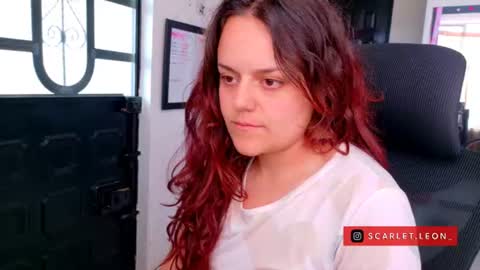 Snapshot of scarlett77_ chatting on 07-06-26, 06:10 Scarletland welcome online show from 07-06-26, 06:10