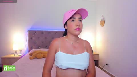 Snapshot of scarlett_00_ chatting on 01-14-25, 11:58 Scarlett Evans online show from 01-14-25, 11:58