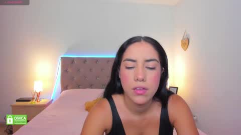 Snapshot of scarlett_00_ chatting on 02-19-25, 10:42 Scarlett Evans online show from 02-19-25, 10:42