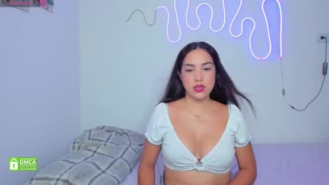 Snapshot of scarlett_00_ chatting on 11-15-25, 09:11 Scarlett Evans online show from 11-15-25, 09:11