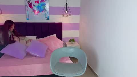 Snapshot of scarlett__bell chatting on 06-16-26, 01:36 Scarlett online show from 06-16-26, 01:36