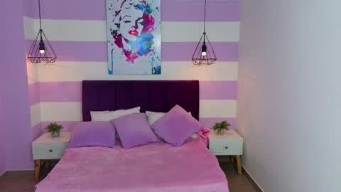 Snapshot of scarlett__bell chatting on 07-08-26, 01:26 Scarlett online show from 07-08-26, 01:26
