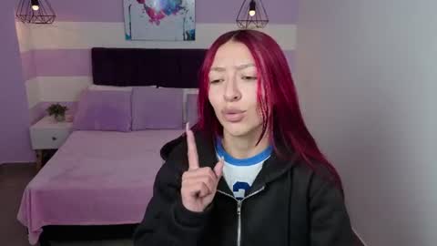 Snapshot of scarlett__bell chatting on 07-14-26, 12:22 Scarlett online show from 07-14-26, 12:22