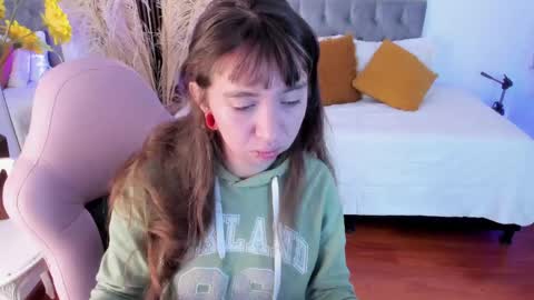 Scarlett online show from 06-02-26, 11:45