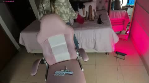 Snapshot of scarlett__cooper__ chatting on 07-21-26, 11:34 Scarlett online show from 07-21-26, 11:34