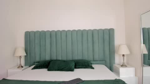 scarlett__noir online show from 04-21-26, 01:42