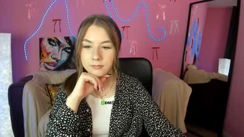 Scarlett online show from 04-06-26, 12:17