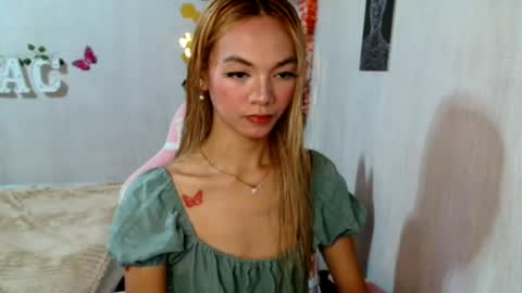 Snapshot of scarlett_bratt chatting on 06-12-26, 08:57 scarlett_bratt online show from 06-12-26, 08:57
