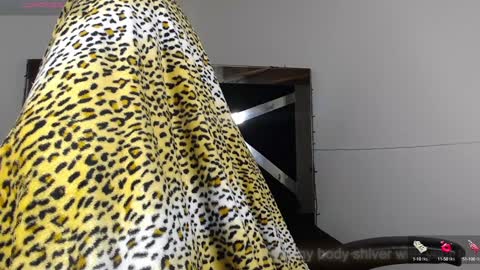 Snapshot of scarlett_buttock chatting on 12-30-24, 07:32 Scarlett online show from 12-30-24, 07:32