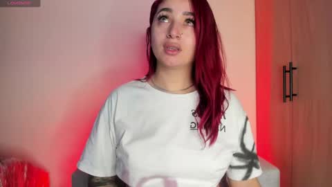 Snapshot of scarlett_collins_ chatting on 09-27-25, 12:54 SCARLETT COLLINS online show from 09-27-25, 12:54