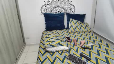 Snapshot of scarlett_evanz_ chatting on 02-25-25, 05:19 Scarlett Evans online show from 02-25-25, 05:19