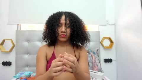 Snapshot of scarlett_fox20 chatting on 01-10-25, 02:55 scarlett_fox20 online show from 01-10-25, 02:55