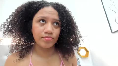 Snapshot of scarlett_fox20 chatting on 01-11-25, 06:23 scarlett_fox20 online show from 01-11-25, 06:23