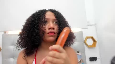 Snapshot of scarlett_fox20 chatting on 01-25-25, 03:09 scarlett_fox20 online show from 01-25-25, 03:09