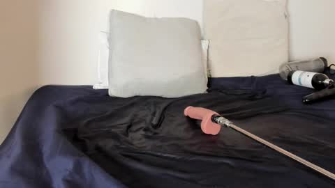 Scarlett  online show from 10-31-25, 09:32