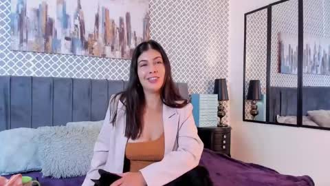 Snapshot of scarlett_moore_ chatting on 01-24-25, 02:08 Scarlett online show from 01-24-25, 02:08