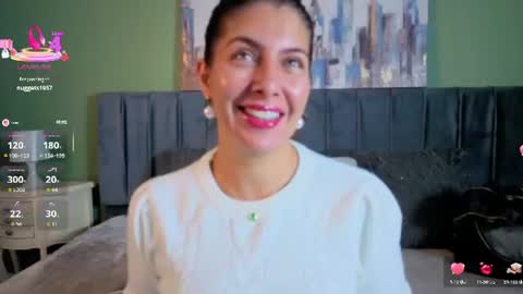 Snapshot of scarlett_moore_ chatting on 06-12-26, 04:06 Scarlett online show from 06-12-26, 04:06