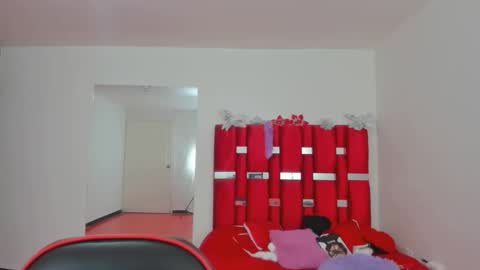 Snapshot of scarlett_red_11 chatting on 05-16-26, 03:00 scarlett_red_11 online show from 05-16-26, 03:00