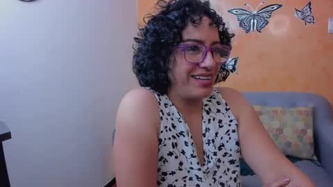 Snapshot of scarlett_sax chatting on 04-28-26, 02:27 Scarlett sax online show from 04-28-26, 02:27
