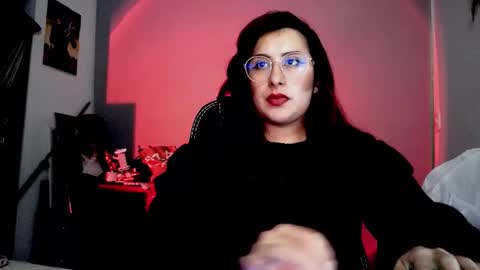 Snapshot of scarlett_sen chatting on 11-24-25, 03:01 Mistress Scarlett online show from 11-24-25, 03:01