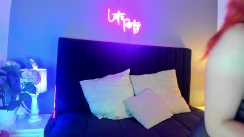 Scarlett online show from 04-07-26, 04:24